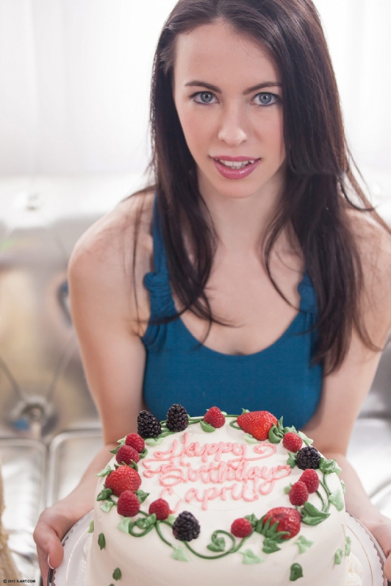 Veronica Radke got a nice cake for Capri Anderson